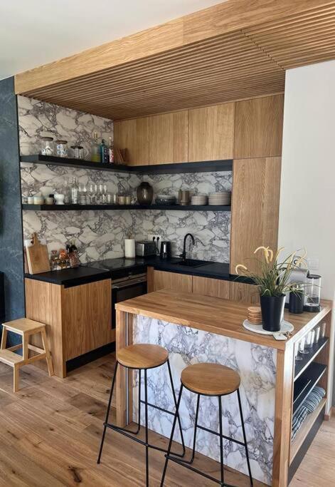Luxury 2 Bedroom Mountain Escape Harrachov Bagian luar foto